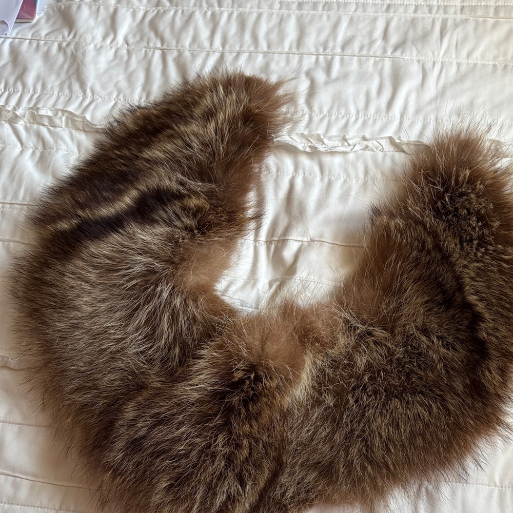 Elegant Brown Fur Scarf